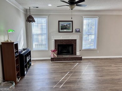 Welcome to this beautifully maintained 3-bedroom, 2-bathroom on Braelinn Golf Club in Georgia - for sale on GolfHomes.com, golf home, golf lot