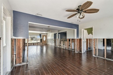 Price Reduced, Bring Offers! Outstanding Location! on The Dunedin Country Club in Florida - for sale on GolfHomes.com, golf home, golf lot