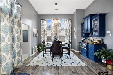 Welcome to this wonderful 3 bedroom, 2.5 bath home located on on Hide-A-Way Lake Golf Course in Texas - for sale on GolfHomes.com, golf home, golf lot