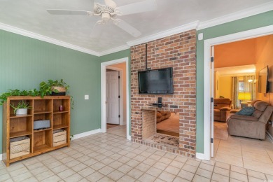 Make this cute 2 bedroom, 2 bath home yours.  Located in on Myrtle Beach National Golf Course in South Carolina - for sale on GolfHomes.com, golf home, golf lot