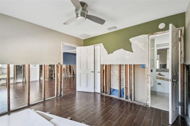 Price Reduced, Bring Offers! Outstanding Location! on The Dunedin Country Club in Florida - for sale on GolfHomes.com, golf home, golf lot