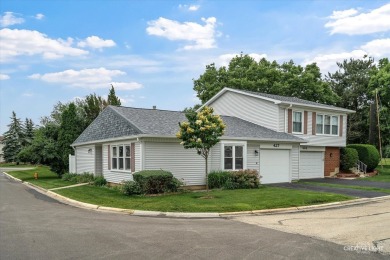 Enjoy low-maintenance living in this updated 2-bedroom ranch on Boughton Ridge Golf Course in Illinois - for sale on GolfHomes.com, golf home, golf lot