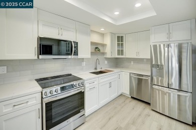Beautifully remodeled 2 bed, 1.5 bath Golden Gate model with no on Rossmoor Golf Course in California - for sale on GolfHomes.com, golf home, golf lot
