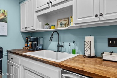 Welcome to this beautiful 3-bedroom, 2-bath home nestled in the on Harbour Point Golf Club in North Carolina - for sale on GolfHomes.com, golf home, golf lot