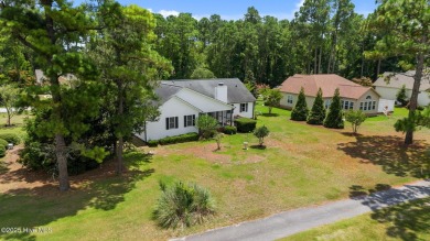 Welcome to this beautiful 3-bedroom, 2-bath home nestled in the on Harbour Point Golf Club in North Carolina - for sale on GolfHomes.com, golf home, golf lot