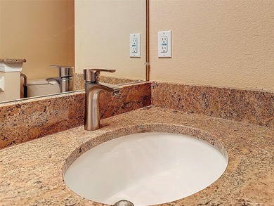 Welcome to this immaculate 2-bedroom, 2-bath villa in the highly on Heritage Pines Country Club in Florida - for sale on GolfHomes.com, golf home, golf lot