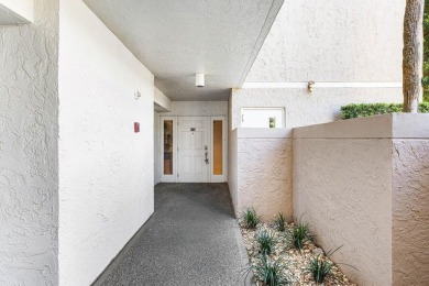 Beautifully updated three bedroom condo in an excellent Central on  in Florida - for sale on GolfHomes.com, golf home, golf lot
