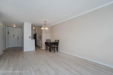 This spacious 1 bedroom, 1 bath with ample closet space, freshly on Silver Lake Golf Course in New York - for sale on GolfHomes.com, golf home, golf lot