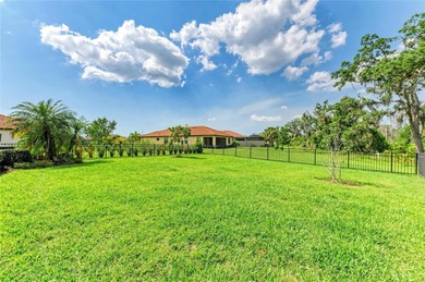 Move right in and start living the Florida lifestyle in this on Rosedale Golf and Tennis Club in Florida - for sale on GolfHomes.com, golf home, golf lot
