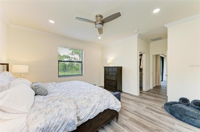 Move right in and start living the Florida lifestyle in this on Rosedale Golf and Tennis Club in Florida - for sale on GolfHomes.com, golf home, golf lot