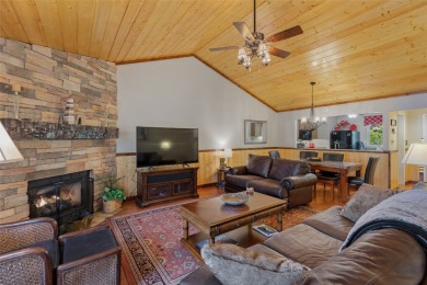Welcome to your ideal mountain getaway! Settled in the coveted on Sapphire National Golf Club in North Carolina - for sale on GolfHomes.com, golf home, golf lot
