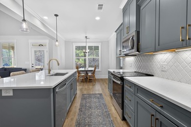 Practically brand new and barely lived in, this 2024 Aspen Ridge on Harbor Club Golf and Country Club in Georgia - for sale on GolfHomes.com, golf home, golf lot