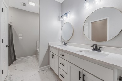 Modern Home in a Resort-Style Community Near Downtown Hot on Diamondhead Golf and Country Club in Arkansas - for sale on GolfHomes.com, golf home, golf lot