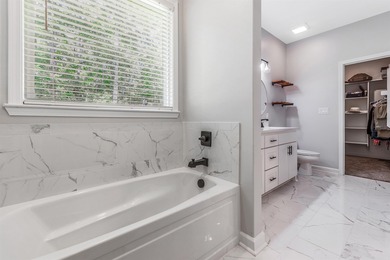 Modern Home in a Resort-Style Community Near Downtown Hot on Diamondhead Golf and Country Club in Arkansas - for sale on GolfHomes.com, golf home, golf lot