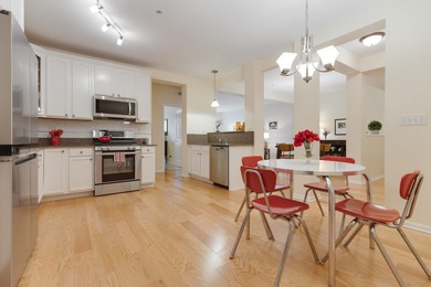 Gorgeous fully updated 3-bedroom Merlot ranch in the prestigious on Fox Run Golf Links in Illinois - for sale on GolfHomes.com, golf home, golf lot