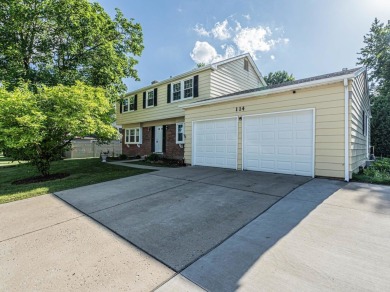Desirable Gramercy model in  Strathmore Subdivision! Special on Buffalo Grove Golf Club in Illinois - for sale on GolfHomes.com, golf home, golf lot
