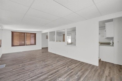 Have you been looking for affordable living in Southern on Canyon Lake Country Club in California - for sale on GolfHomes.com, golf home, golf lot