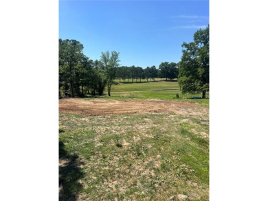 LOCATION...LOCATION...LOCATION...CALLING ALL GOLFER'S...NICE LOT on Owensville Golf Course in Missouri - for sale on GolfHomes.com, golf home, golf lot