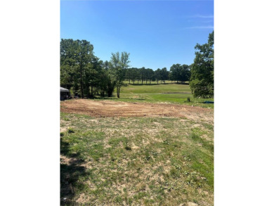 LOCATION...LOCATION...LOCATION...CALLING ALL GOLFER'S...NICE LOT on Owensville Golf Course in Missouri - for sale on GolfHomes.com, golf home, golf lot