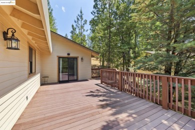 A comfortable 2126sqft, 2level cabin w/ 4bed, 3bath + bonus rm on Pine Mountain Lake Country Club in California - for sale on GolfHomes.com, golf home, golf lot