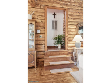 Entering into 322 Fairfield, you are engulfed in warmth.  This on Piankatank River Golf Club in Virginia - for sale on GolfHomes.com, golf home, golf lot