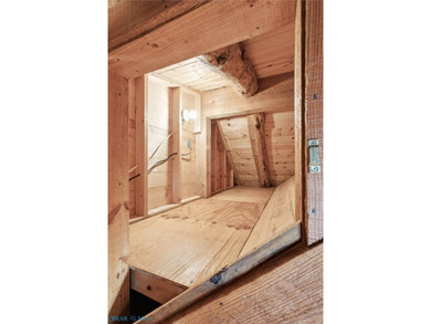 Entering into 322 Fairfield, you are engulfed in warmth. This on Piankatank River Golf Club in Virginia - for sale on GolfHomes.com, golf home, golf lot