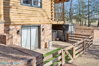 Entering into 322 Fairfield, you are engulfed in warmth. This on Piankatank River Golf Club in Virginia - for sale on GolfHomes.com, golf home, golf lot