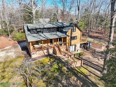 Entering into 322 Fairfield, you are engulfed in warmth.  This on Piankatank River Golf Club in Virginia - for sale on GolfHomes.com, golf home, golf lot