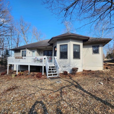 Beautiful, Must-See, Golf Course home, overlooking the green of on Cherokee Village South Course in Arkansas - for sale on GolfHomes.com, golf home, golf lot