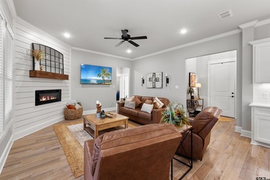 This inviting home welcomes you the moment you step through the on Hide-A-Way Lake Golf Course in Texas - for sale on GolfHomes.com, golf home, golf lot