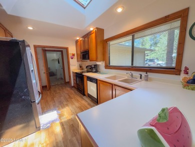 **FULLY FURNISHED*** 3 BD W/ BONUS ROOM THAT MAY BE USED AS A on Pinewood Country Club in Arizona - for sale on GolfHomes.com, golf home, golf lot