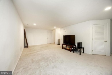 Welcome to this stunning and charming 3 bedroom, 2.1 bath on Jeffersonville Golf Club in Pennsylvania - for sale on GolfHomes.com, golf home, golf lot