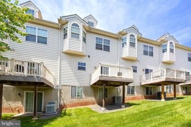 Welcome to this stunning and charming 3 bedroom, 2.1 bath on Jeffersonville Golf Club in Pennsylvania - for sale on GolfHomes.com, golf home, golf lot