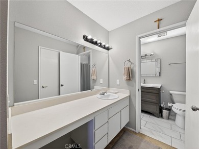 FHA & VA APPROVED TOWNHOME! 3 BEDROOM 2 BATHROOM END UNIT with on Vista Valencia Golf Course in California - for sale on GolfHomes.com, golf home, golf lot