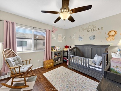 FHA & VA APPROVED TOWNHOME! 3 BEDROOM 2 BATHROOM END UNIT with on Vista Valencia Golf Course in California - for sale on GolfHomes.com, golf home, golf lot