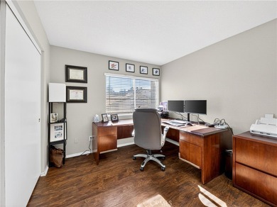 FHA & VA APPROVED TOWNHOME! 3 BEDROOM 2 BATHROOM END UNIT with on Vista Valencia Golf Course in California - for sale on GolfHomes.com, golf home, golf lot