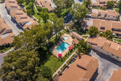 FHA & VA APPROVED TOWNHOME! 3 BEDROOM 2 BATHROOM END UNIT with on Vista Valencia Golf Course in California - for sale on GolfHomes.com, golf home, golf lot