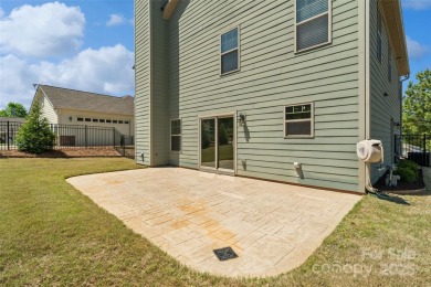 Discover your dream home in Edgewater! This inviting 3 bedroom on Edgewater Golf Club in South Carolina - for sale on GolfHomes.com, golf home, golf lot