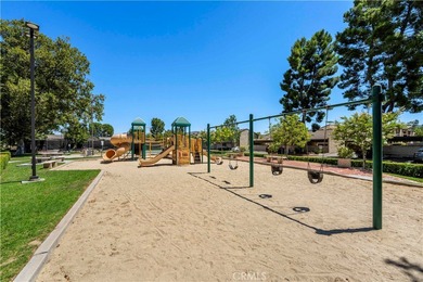 FHA & VA APPROVED TOWNHOME! 3 BEDROOM 2 BATHROOM END UNIT with on Vista Valencia Golf Course in California - for sale on GolfHomes.com, golf home, golf lot