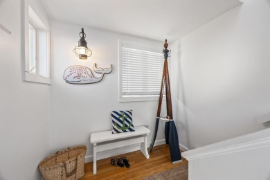 Welcome to The Mews in New Seabury!

Seller is offering 6 on The Country Club At New Seabury in Massachusetts - for sale on GolfHomes.com, golf home, golf lot