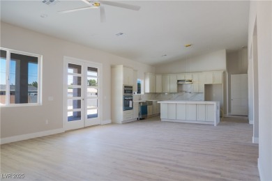 Custom Luxury Home on Executive Golf Course | 4 Beds | 4 Baths | on Lakeview Executive Golf Course in Nevada - for sale on GolfHomes.com, golf home, golf lot