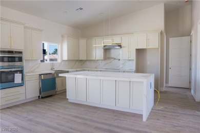 Custom Luxury Home on Executive Golf Course | 4 Beds | 4 Baths | on Lakeview Executive Golf Course in Nevada - for sale on GolfHomes.com, golf home, golf lot