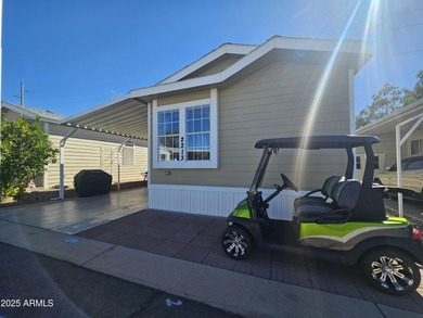 On The Greens! This stunning 1-bedroom plus Queen Size Murphy on Viewpoint Golf Resort in Arizona - for sale on GolfHomes.com, golf home, golf lot