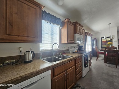 On The Greens! This stunning 1-bedroom plus Queen Size Murphy on Viewpoint Golf Resort in Arizona - for sale on GolfHomes.com, golf home, golf lot