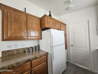 On The Greens! This stunning 1-bedroom plus Queen Size Murphy on Viewpoint Golf Resort in Arizona - for sale on GolfHomes.com, golf home, golf lot