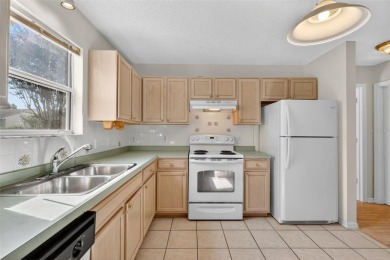 Wonderful TURNKEY 2/2 Catalina with ENCLOSED LANAI and PRIVACY on El Diablo Executive Golf Course in Florida - for sale on GolfHomes.com, golf home, golf lot