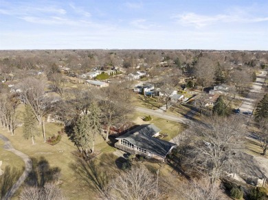 Awesome mid-century ranch w/full walk-out lower level. Overlooks on Mauh-Nah-Tee-See Country Club in Illinois - for sale on GolfHomes.com, golf home, golf lot