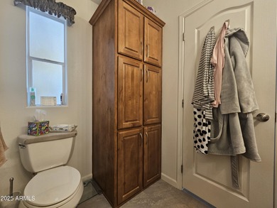 On The Greens! This stunning 1-bedroom plus Queen Size Murphy on Viewpoint Golf Resort in Arizona - for sale on GolfHomes.com, golf home, golf lot