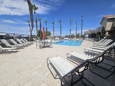 On The Greens! This stunning 1-bedroom plus Queen Size Murphy on Viewpoint Golf Resort in Arizona - for sale on GolfHomes.com, golf home, golf lot