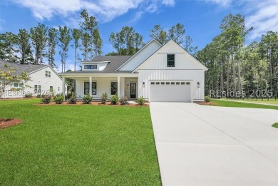 Set on nearly half an acre, this 3 bedroom, 2.5 bath home on Hampton Pointe Golf Course in South Carolina - for sale on GolfHomes.com, golf home, golf lot